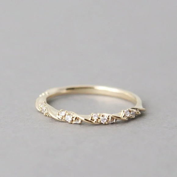 🎀14K Gold Plated Thin Twisted CZ Wedding Ring for Women, MLNN1117 - Picture 2 of 2